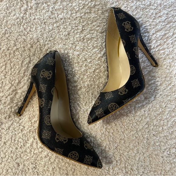 Guess High-Stiletto Fashion Pumps, size 5.5 + NEW - Picture 6 of 10